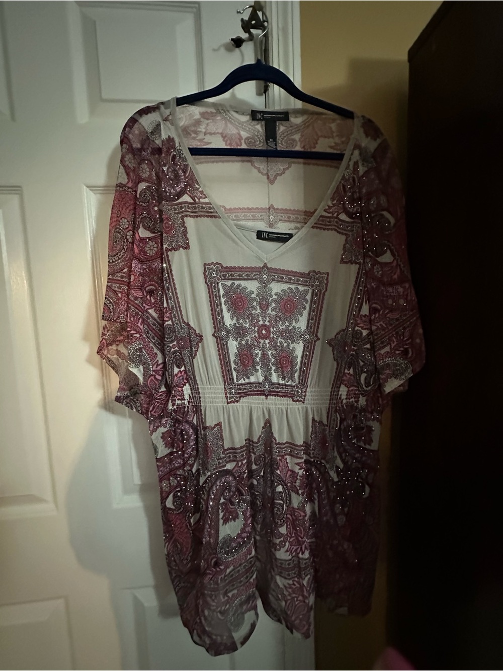 INC International Concepts Cream and Mauve Paisley V-Neck Tunic
